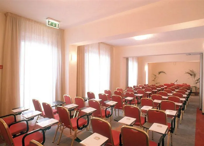 Europa Palace 4* مسينا
